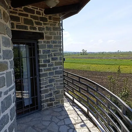 Gjiri Lalzit Hotel Rrotull