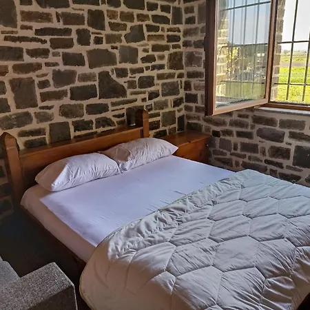 Gjiri Lalzit Hotel 4*