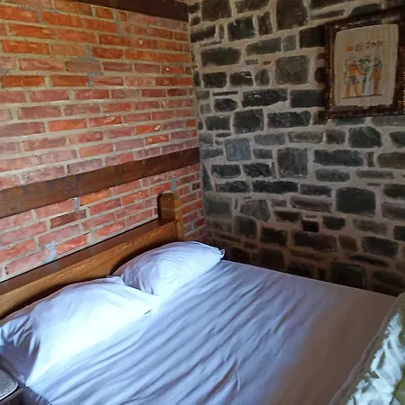 Gjiri Lalzit Hotel 4*